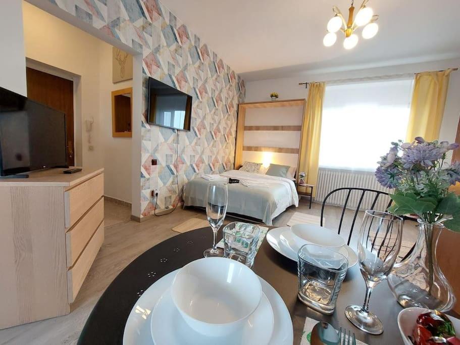 בוקרשט Sweet Dreams Suites Panoramic Studio Zodiac Dorobanti מראה חיצוני תמונה